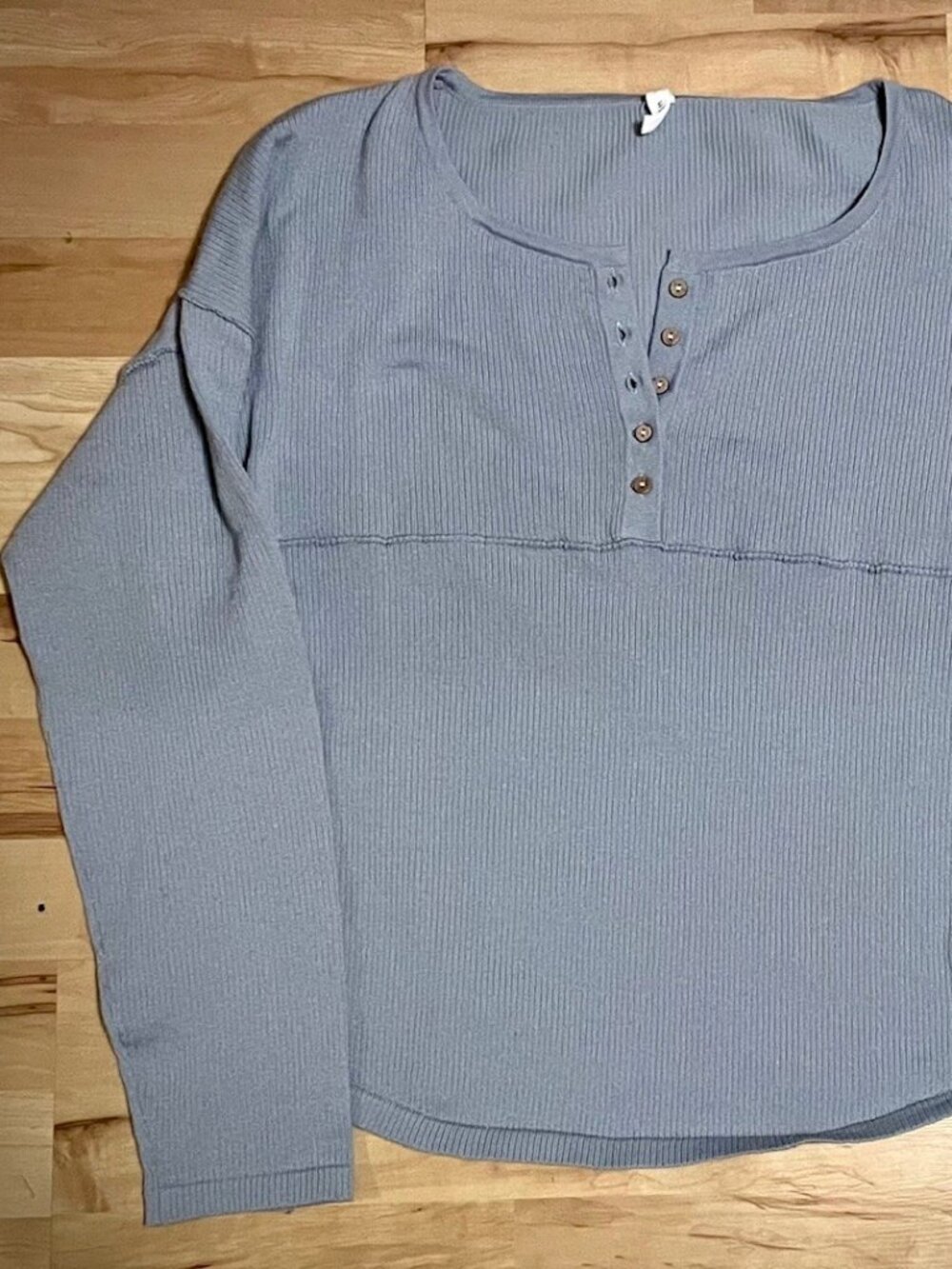 Cozy blue henley top, Wishlist. S/M